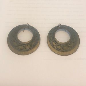 Gold earrings